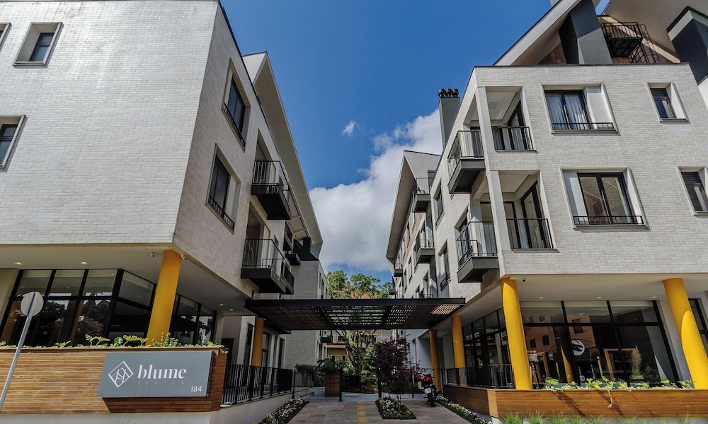 Modern and Complete Stays in Gramados Tourist Center - Cbgs