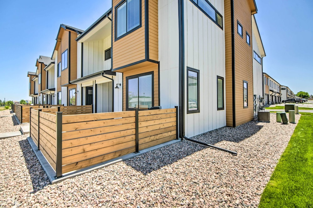 Gorgeous Greeley Getaway - Close to Parks!