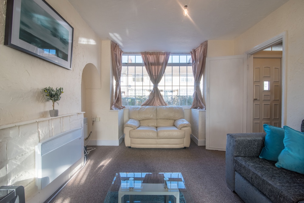 Two bedroom Serviced house