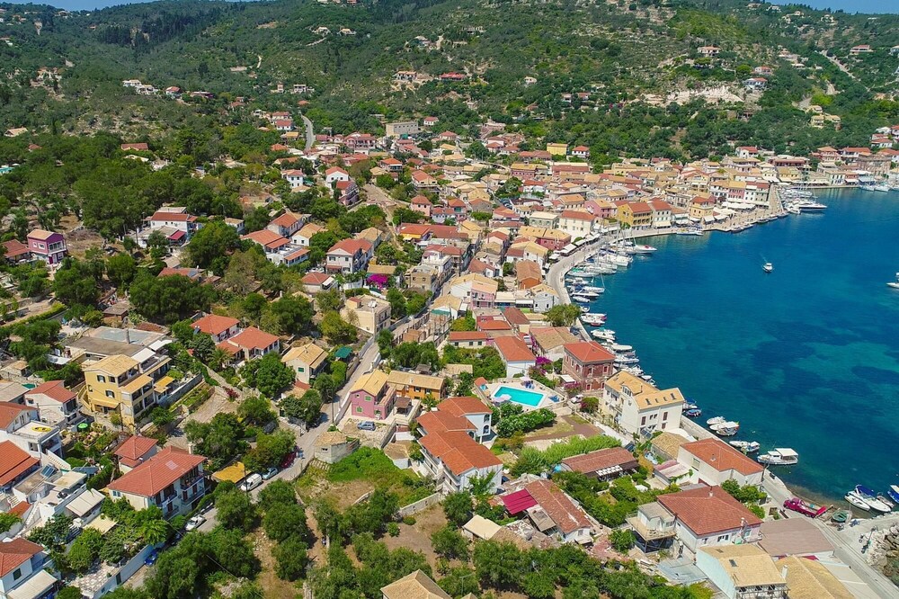 Villa Thea Antonis in Gaios view 3