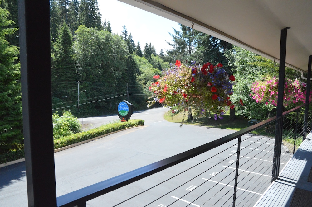 Astoria Crest Motel