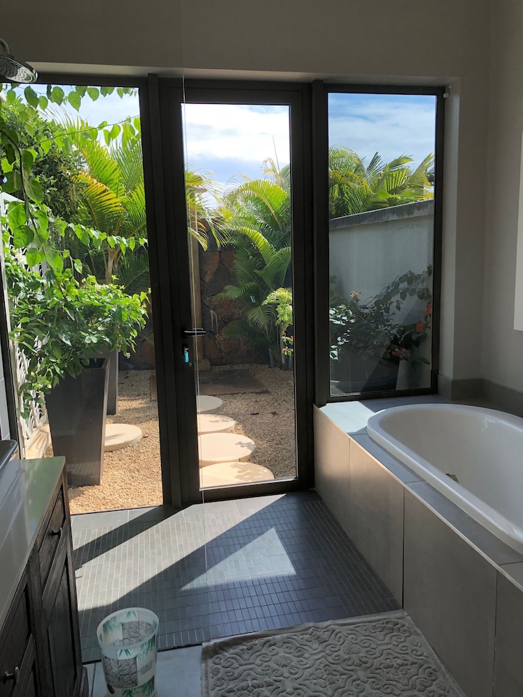 Royal Park Villa De Luxe 3 Chambres view 5