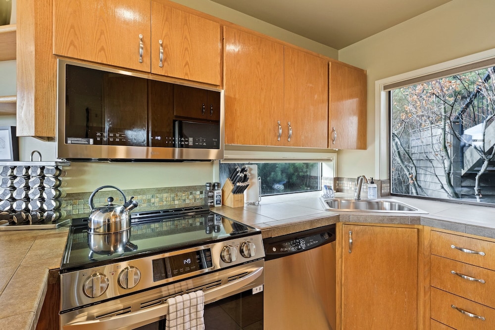 River Ridge 323a 1 Bedroom Home
