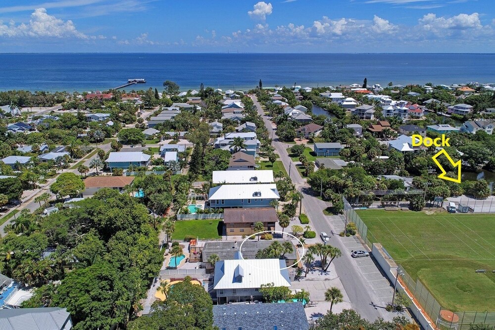 Island Gem A 2 Bedroom Villa by RedAwning view 5