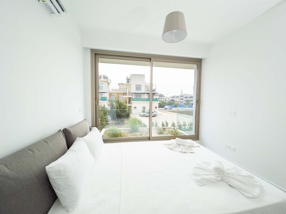 Azure Seaview - Amber Villa