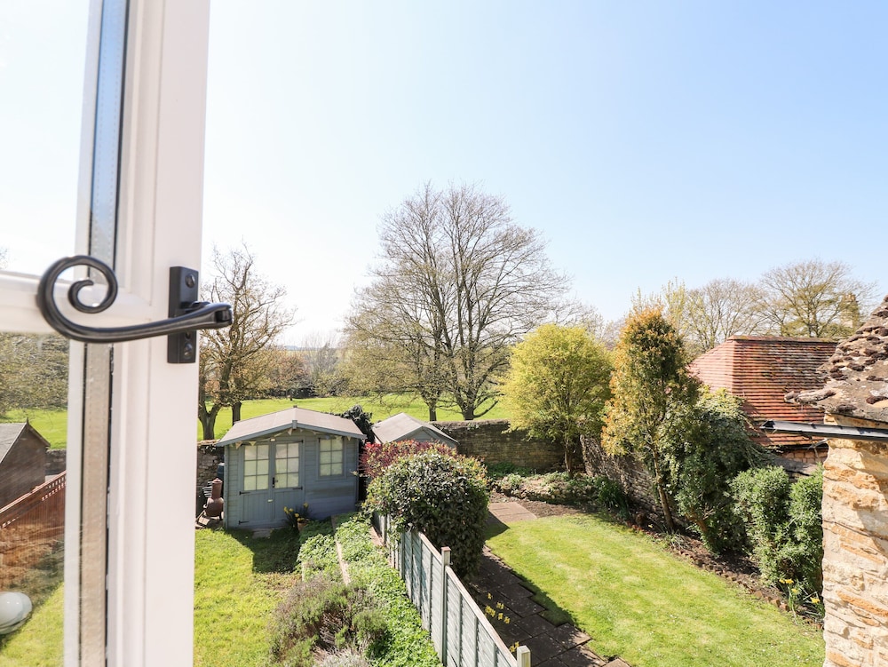 Oakham Vacations - Manor View - Property Image 6