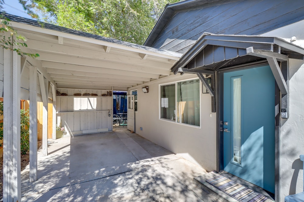 Reno Vacations - Midtown Reno Vacation Rental w/ Fenced-in Yard! - Property Image 4