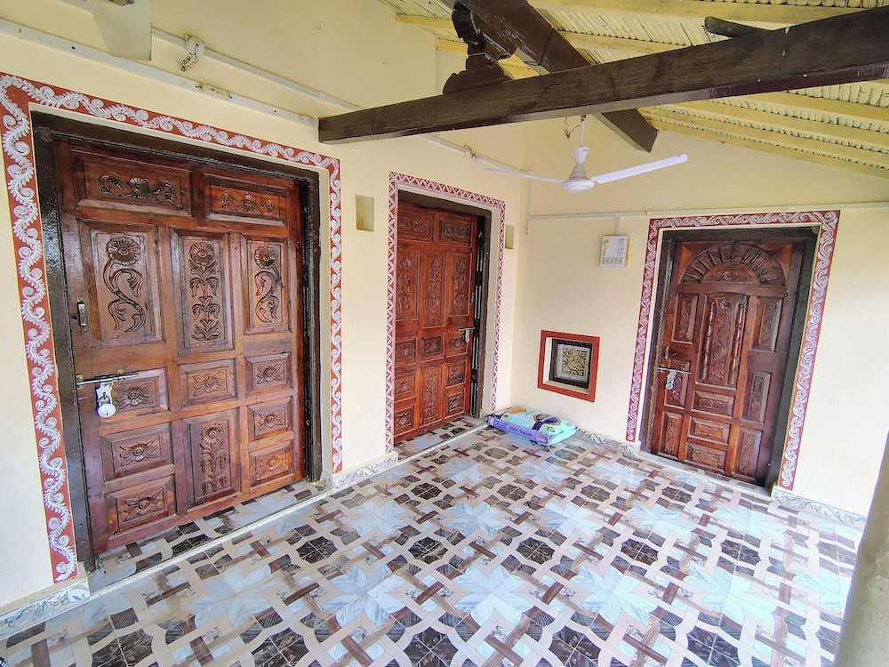 Kutchi Niwas Homestay Dholavira