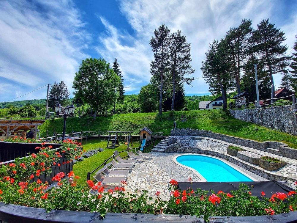 Plitvice Etno House