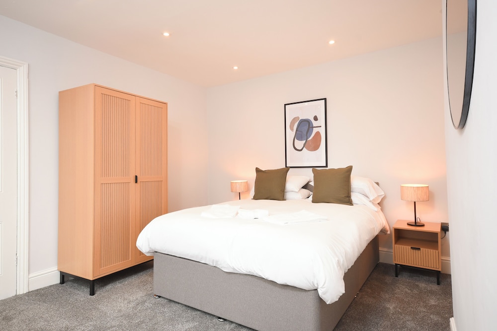 Boughton House Apartments by Guestz