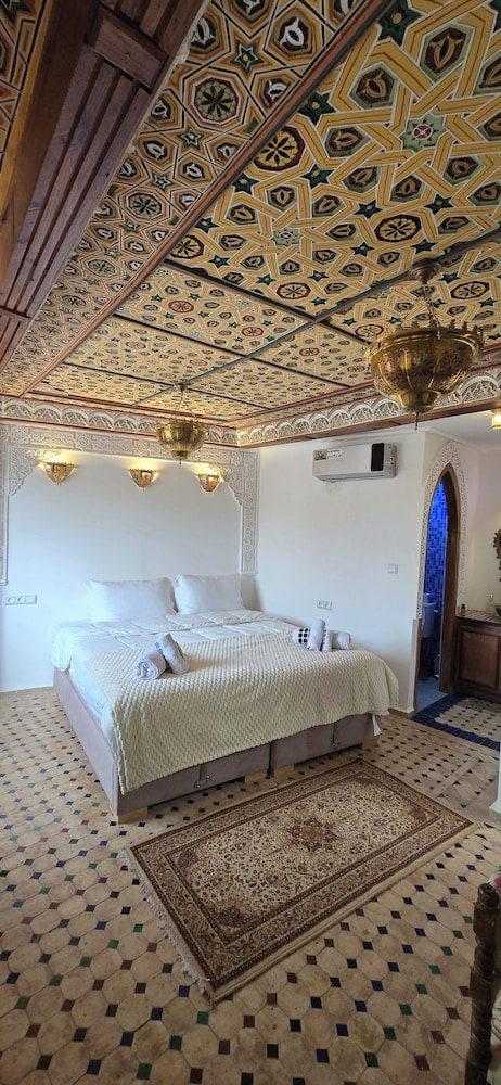 RIAD RAHBA FEZ