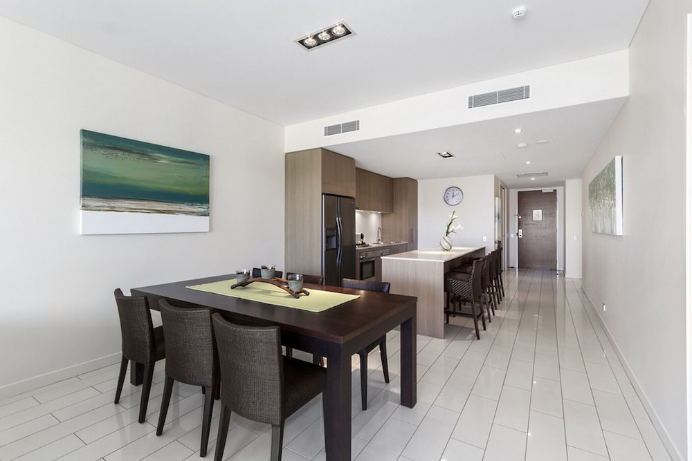 Luxury Apartments on Bells Boulevard