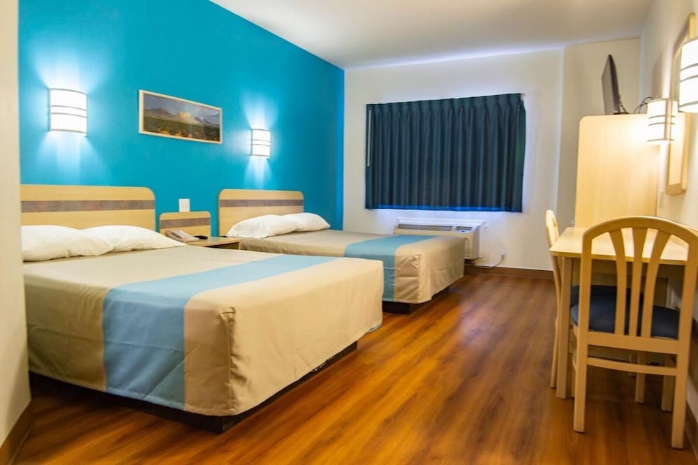 Motel 6 Las Cruces, NM - Telshor