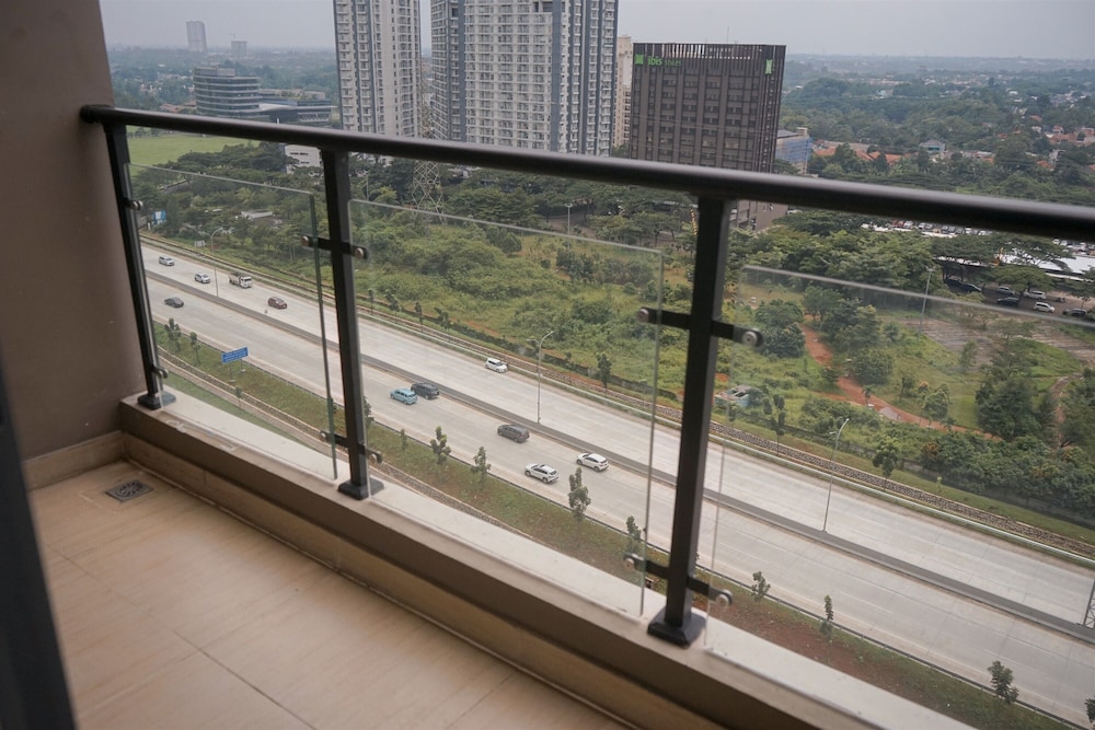 Best Deal and Comfortable 2BR Sky House BSD Apartment