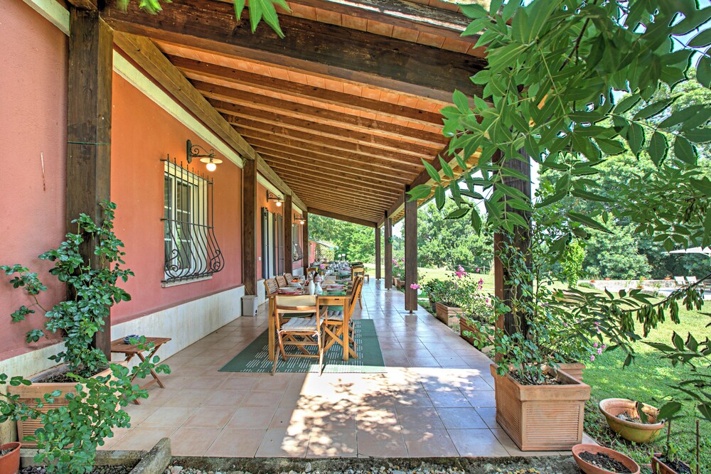 Relaxing Family Podere Delle Rose Pool & Garden