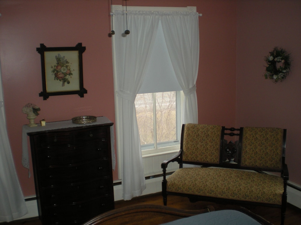 The Fox and the Grapes Bed & Breakfast view 5