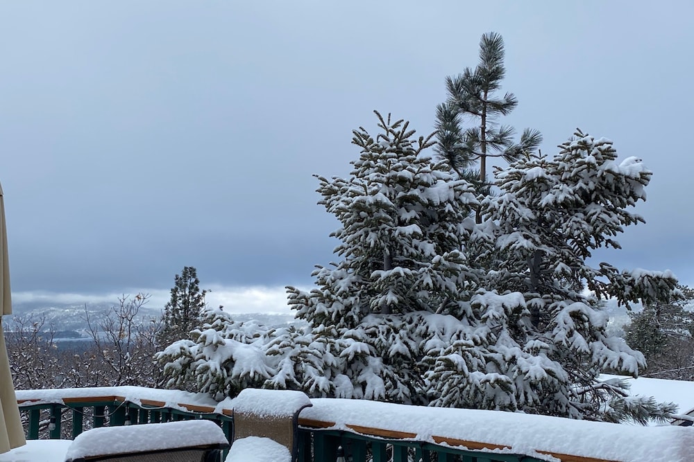 Wolf View Lodge