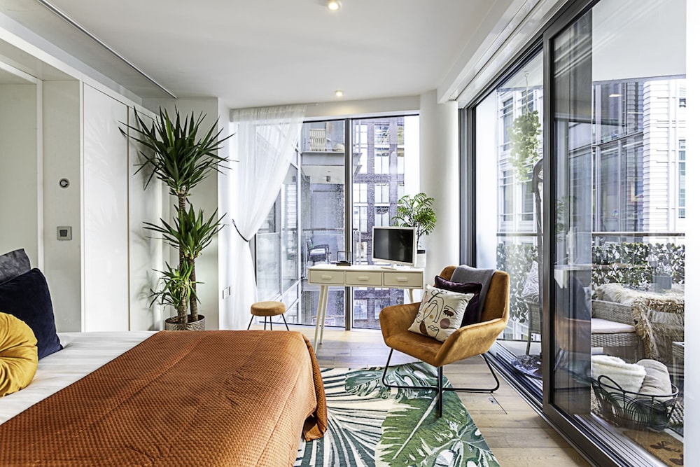 Idyllic Covent Garden Flat