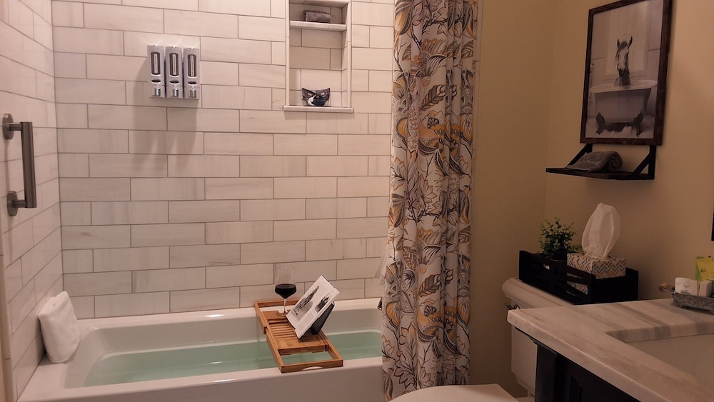 Bourbon Barrel Inn Bed & Breakfast
