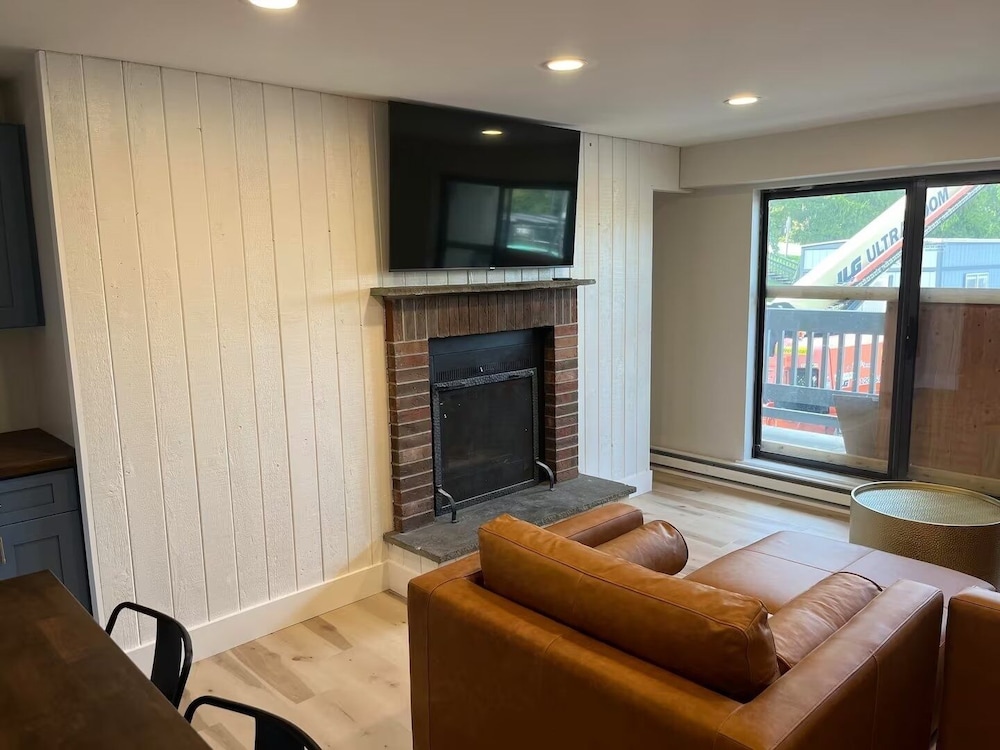 Mountain Green Condo 1B9 1 Condo