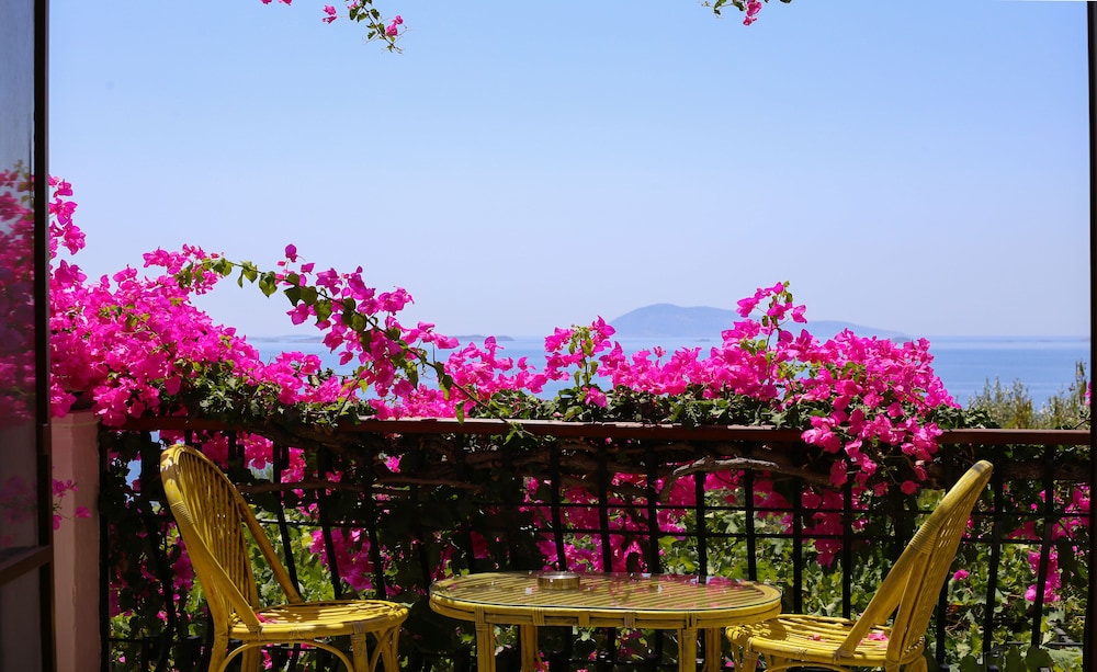 Villa Lycia with Sea Platform