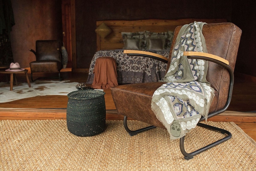 Olengoti Safari Camp - East Africa Camps