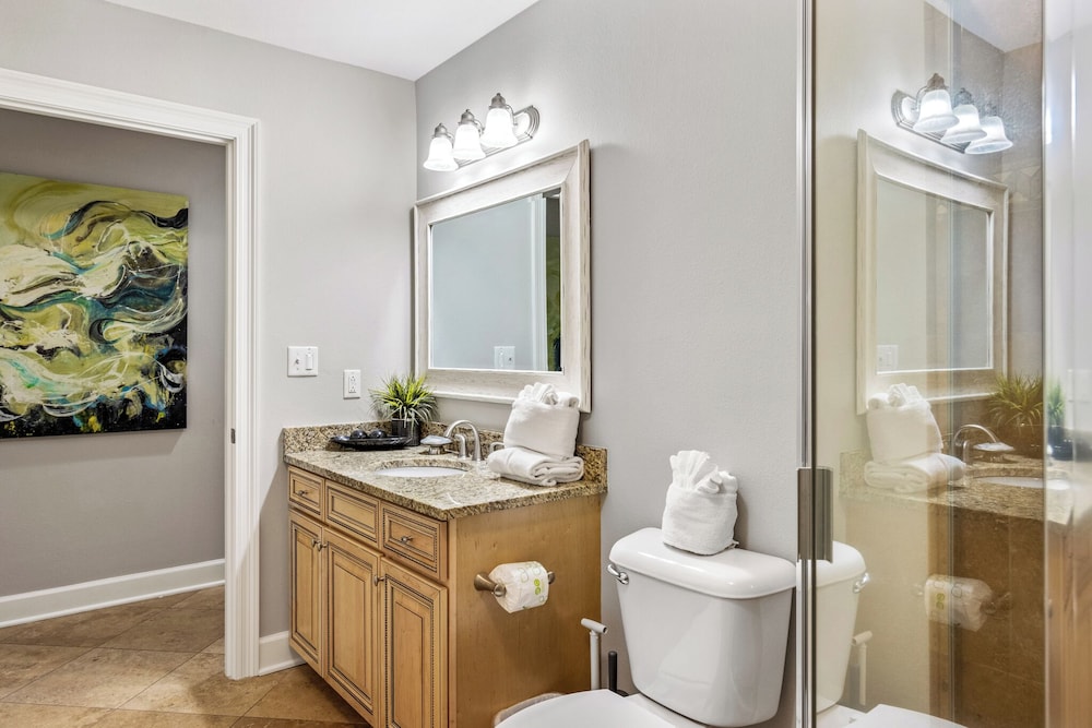 The Oasis at Orange Beach #1707 by Southern Vacation Rentals