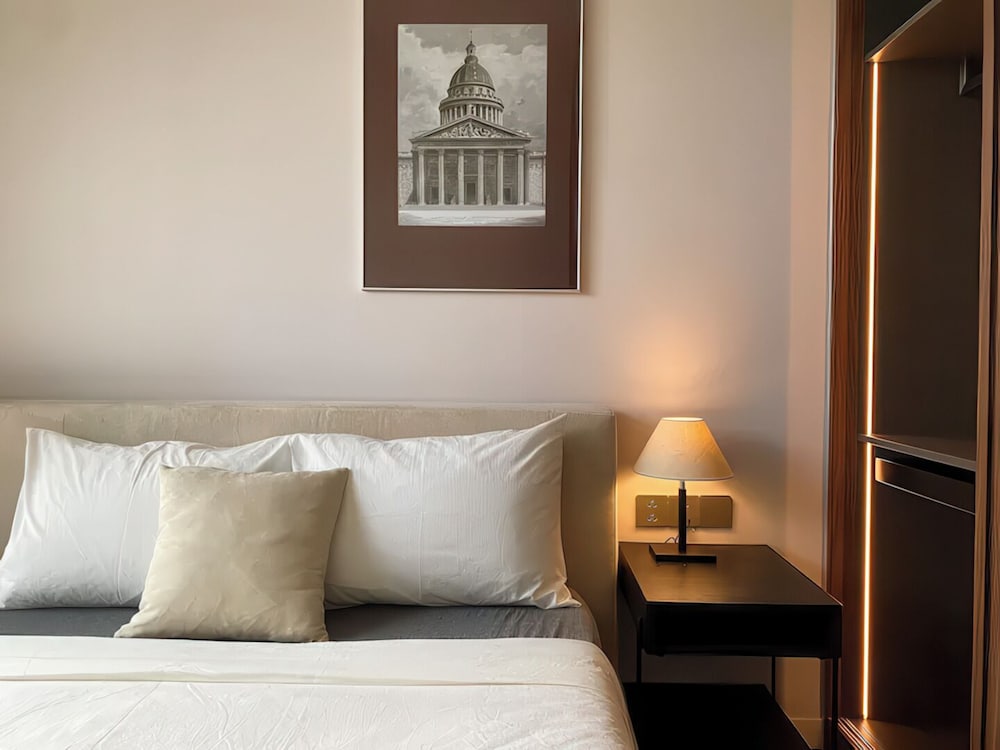 The Metropole - Horizon View Riverside