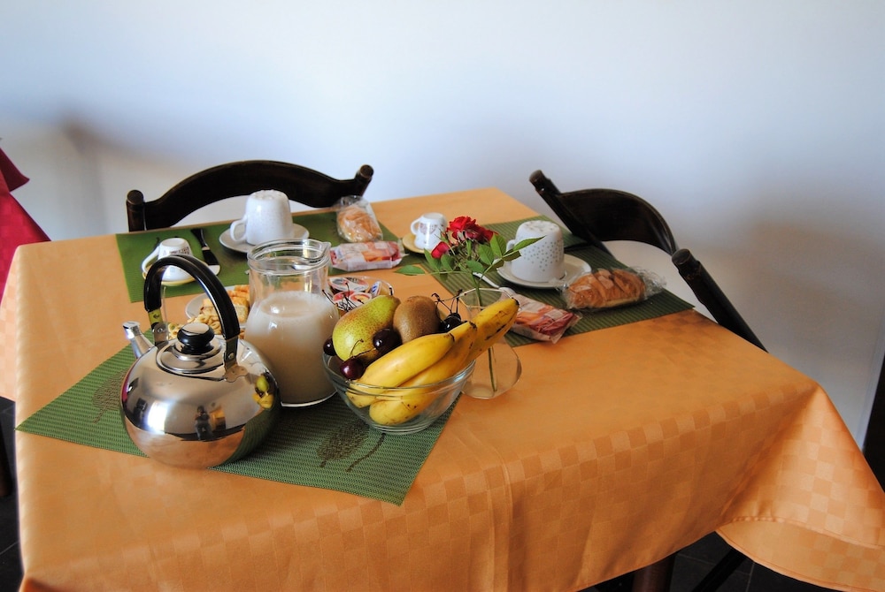 Casale Clemente en Ragusa — dining