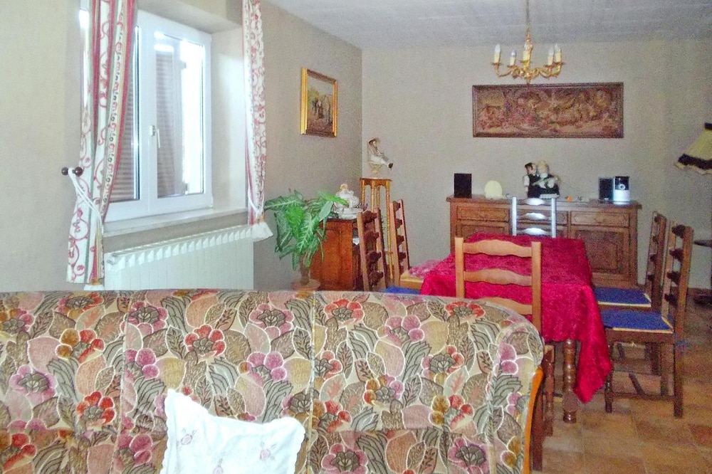 Holiday Home in Reipertswiller Near Castle view 2