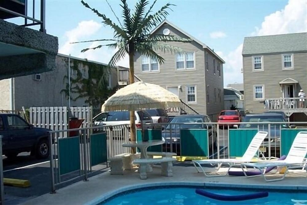 Four Winds Motel