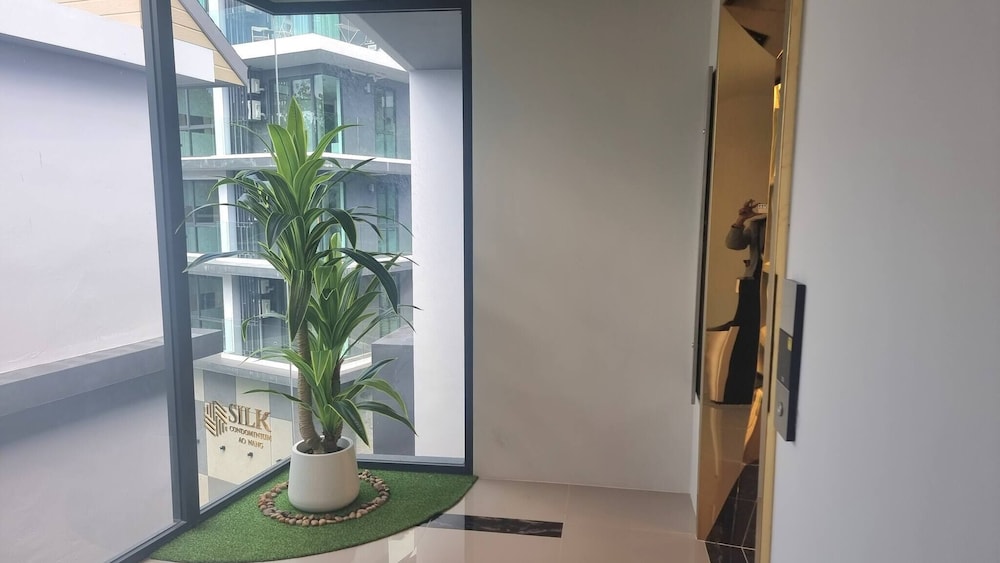 B405 -1 Bedroom Condo Pool View Near Ao Nang Beach