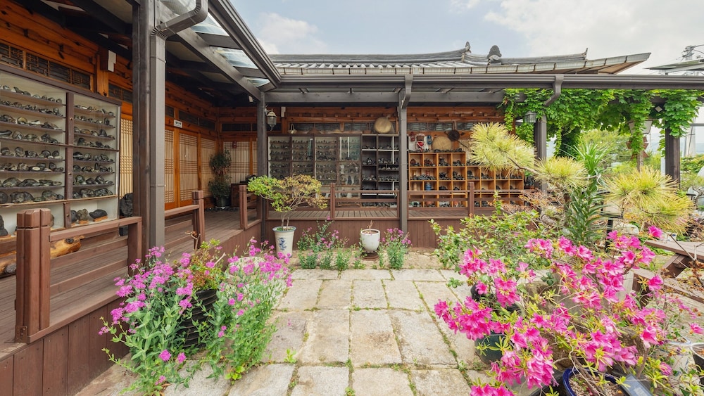 Gyeongju Silla Palace Pension