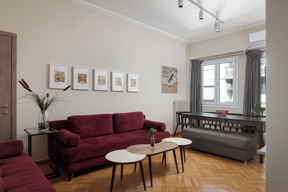 Athenian Heritage Residences
