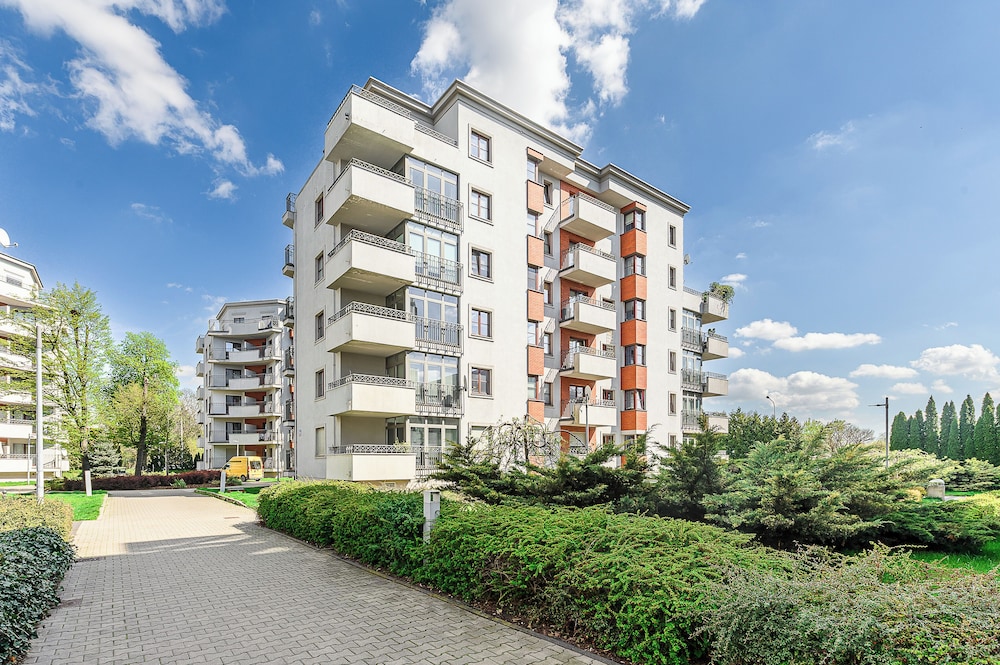 Lumina stylish apartment with parking