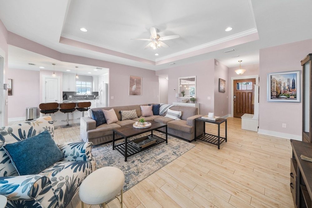 Lakeside Dream 4 Bedroom Home