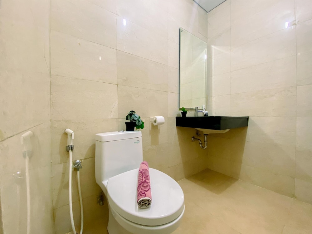 Great Location 2Br Apartment L'Avenue Pancoran