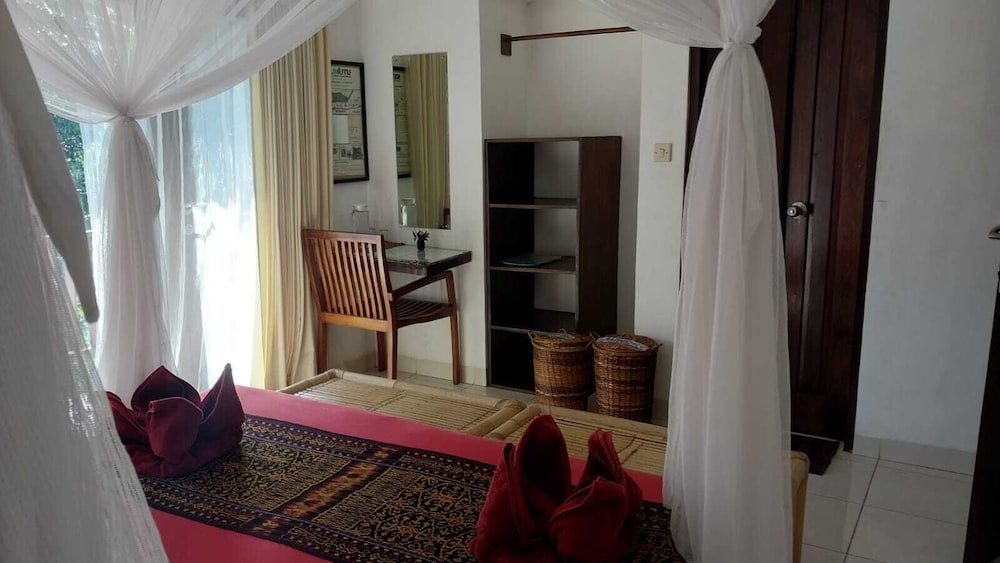 Kelimutu Crater Lakes Ecolodge