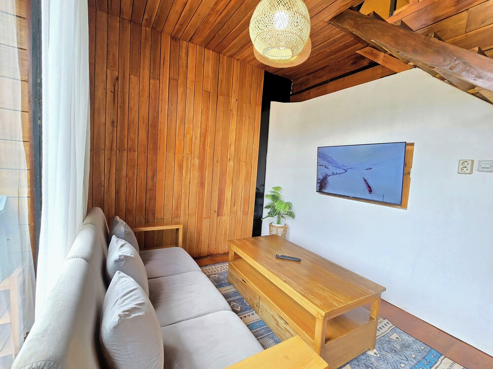 Linggayoni Cabin Dieng