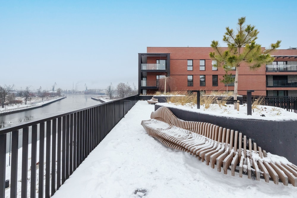 Nadmotlawie Sienna Grobla 8 by Renters view 2