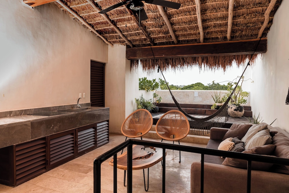 Bajo Cielo - Jungle View Terrace