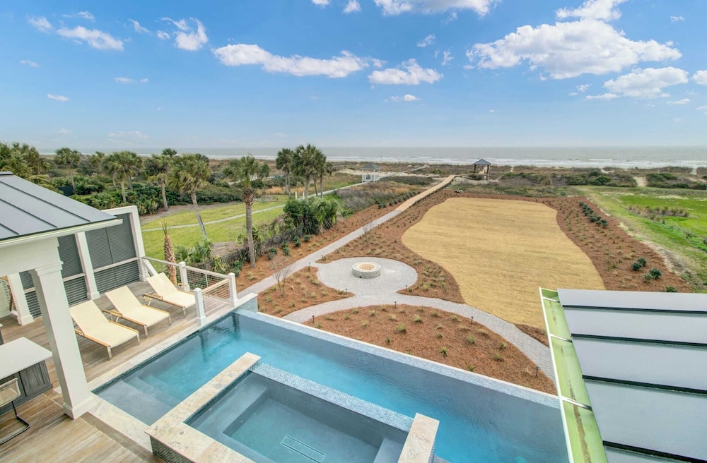 3108 Palm by Avantstay Oceanfront, Private Pool, Incredible Views