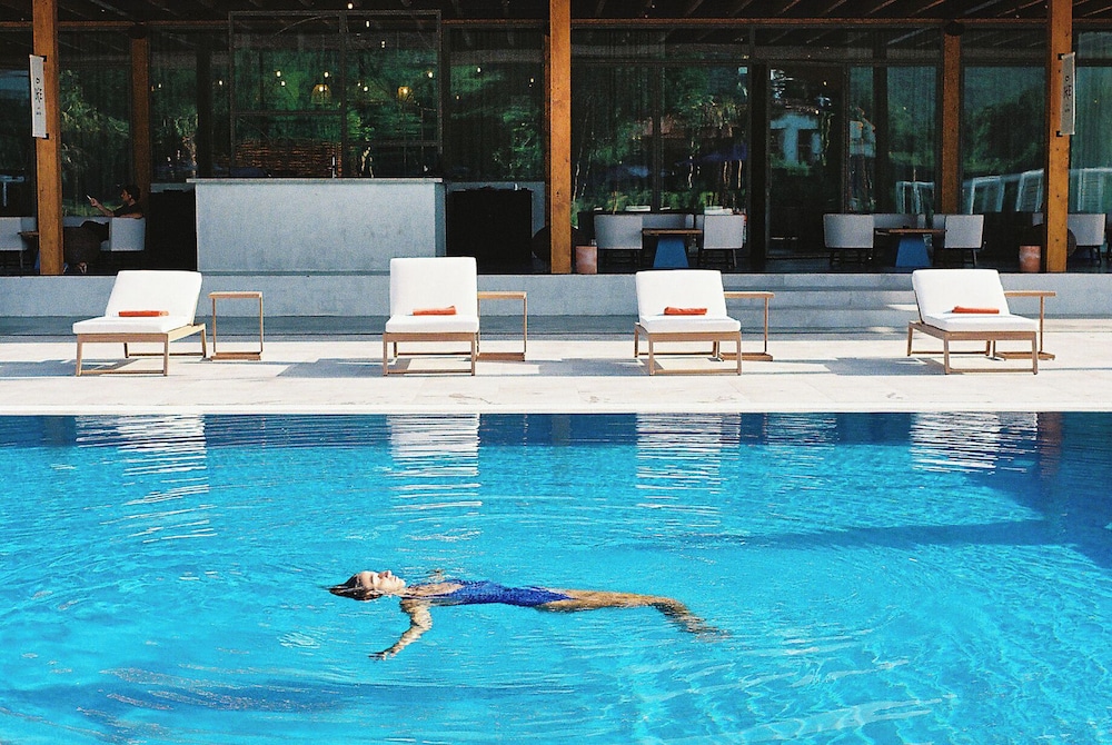 Lopota Lake Resort & Spa