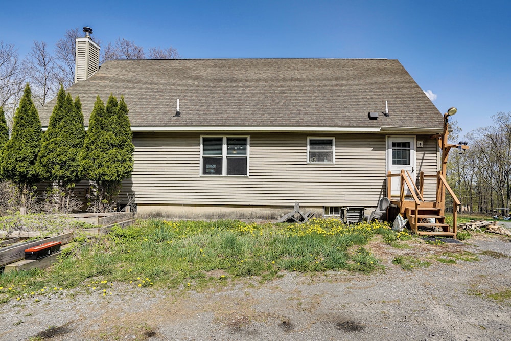 Mtn Views & Private Yard: Retreat in Cornwallville