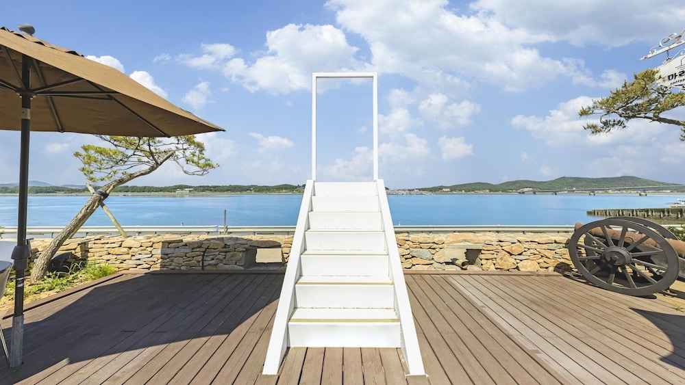 Incheon Vacations - Ganghwado Mare Seawater Poolvilla - Property Image 24