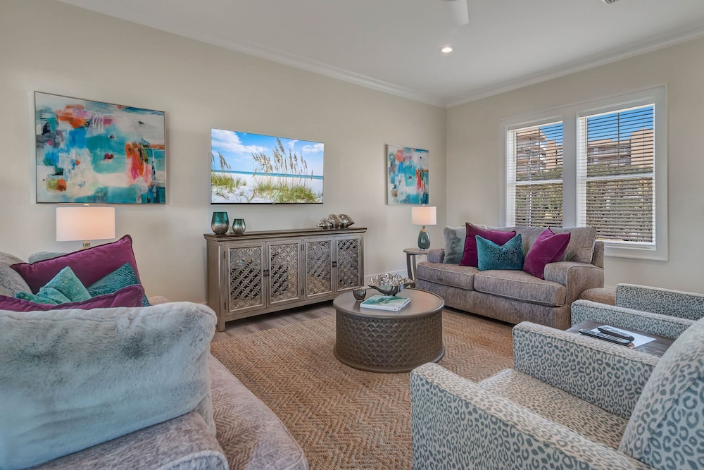 Azure Horizon Beachfront Charm in Gulf Shores