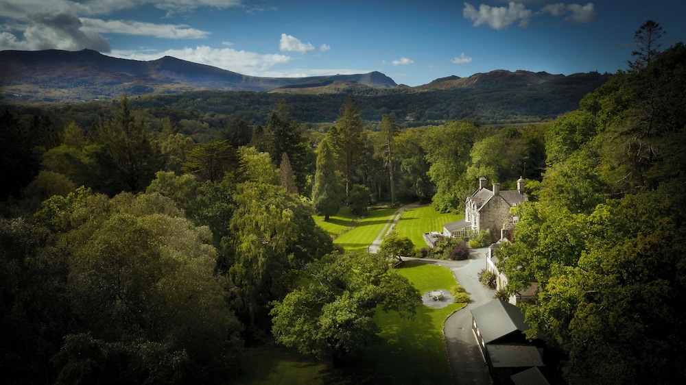 Tan Llan