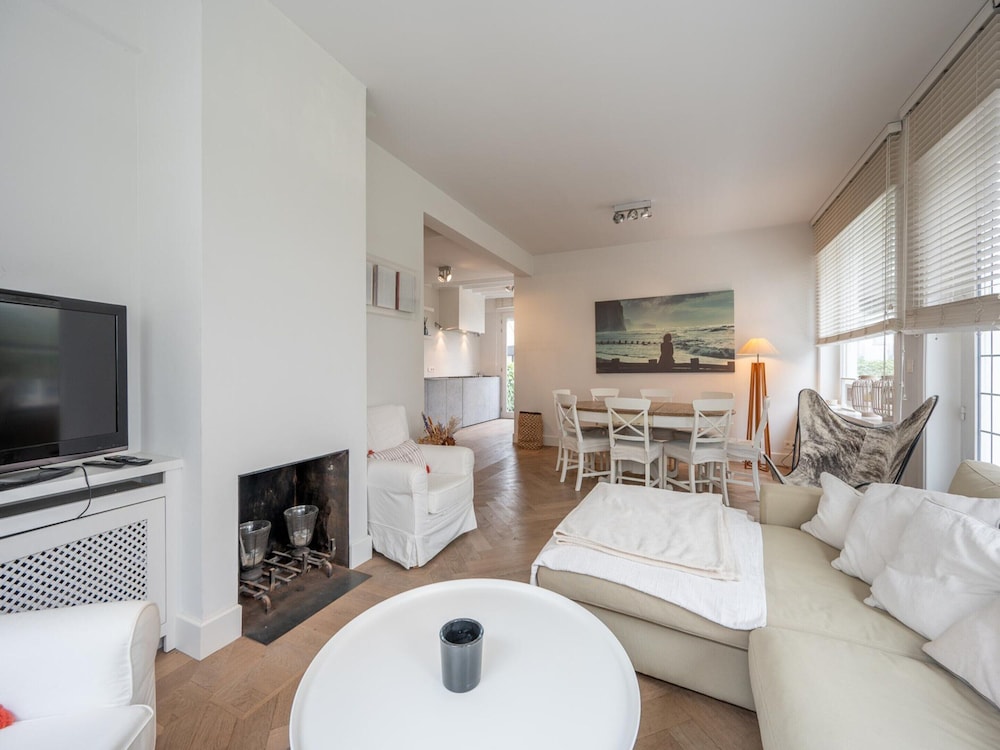 Villa in Knokke Near Alberstrand Beach