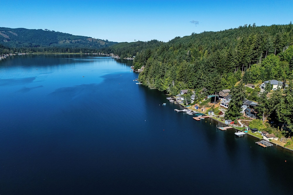 Modern Summit Lake Escape - Spacious Deck w/ View!