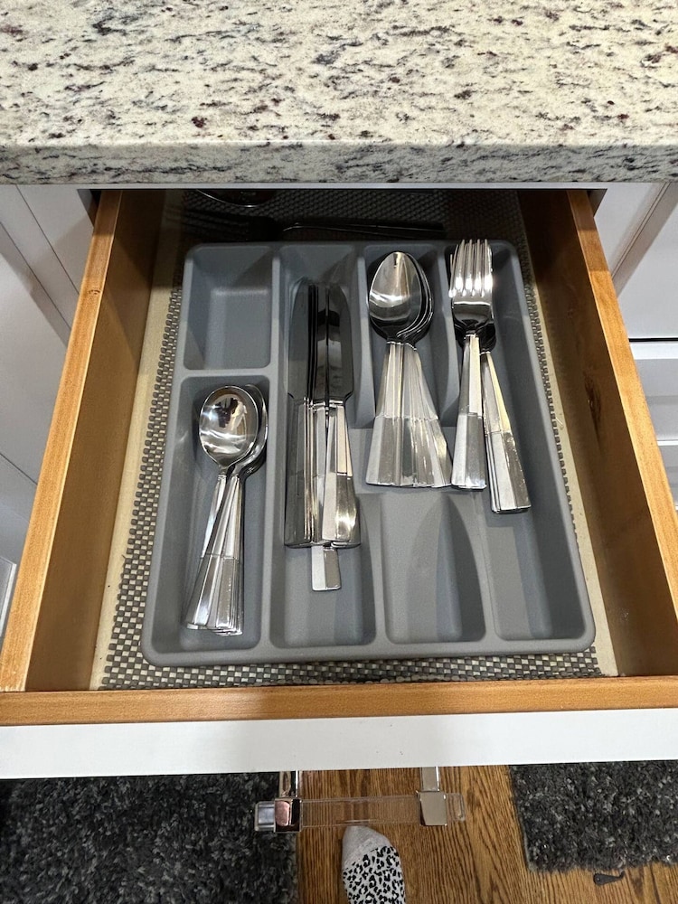 Southern Collective Sleeps8 Airport-beltline
